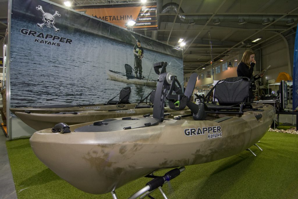 grapper kajak test fishing-hunting expo 26